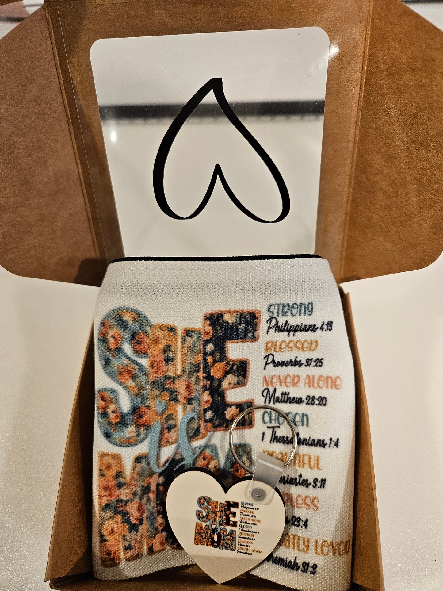 She is mom gift box002