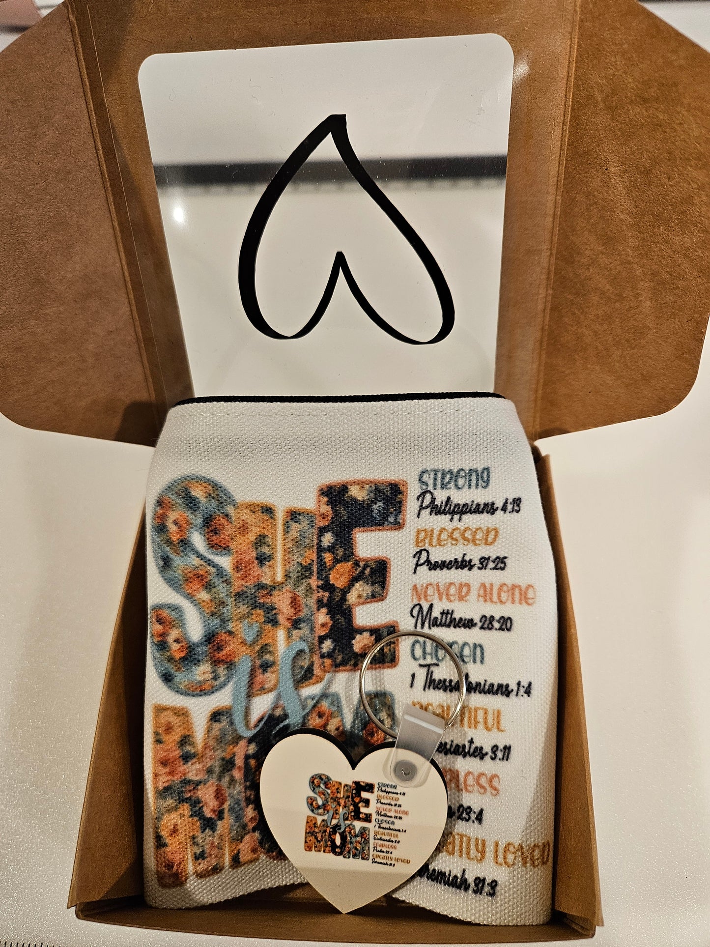 She is mom gift box002
